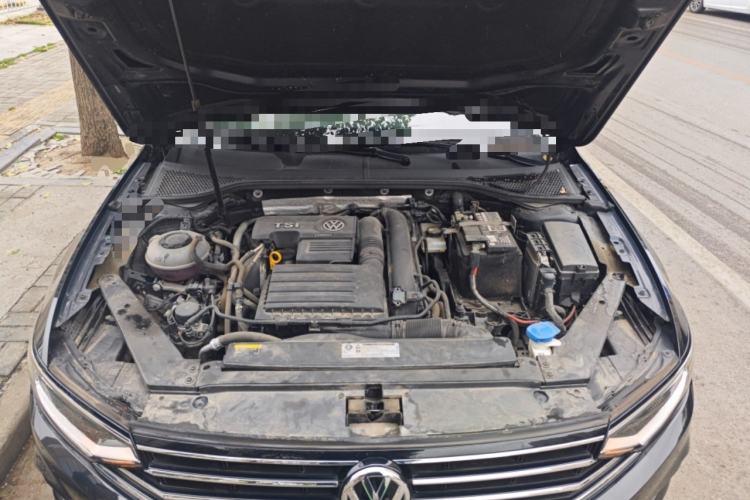 Used Volkswagen Magotan 2020 280TSI DSG Comfort Edition Engine Bay