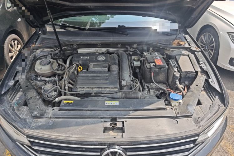 Used Volkswagen Magotan 2020 280TSI DSG Comfort Edition Engine Bay