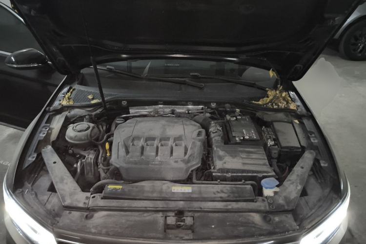 Used Volkswagen Magotan 2020 330TSI DSG Luxury Edition Engine Bay