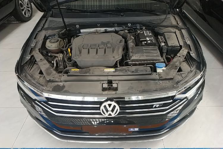 Used Volkswagen Magotan 2020 330TSI DSG Luxury Edition Engine Bay