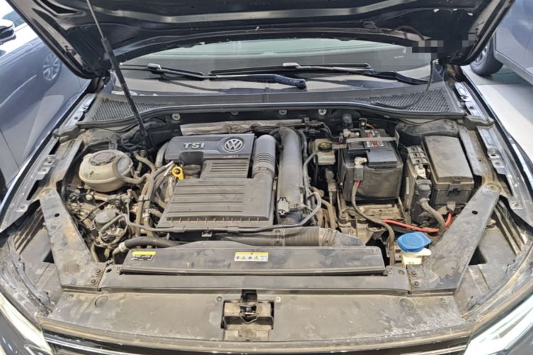 Used Volkswagen Magotan 2020 280TSI DSG Comfort Edition Engine Bay