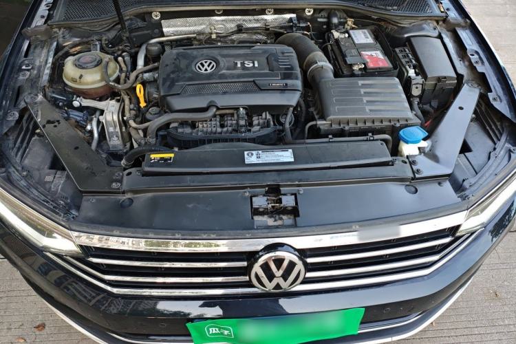 Used Volkswagen Magotan 2020 380TSI DSG Luxury Version Engine Bay