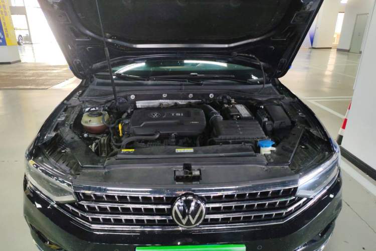 Used Volkswagen Magotan 2020 380TSI DSG Luxury Version Engine Bay