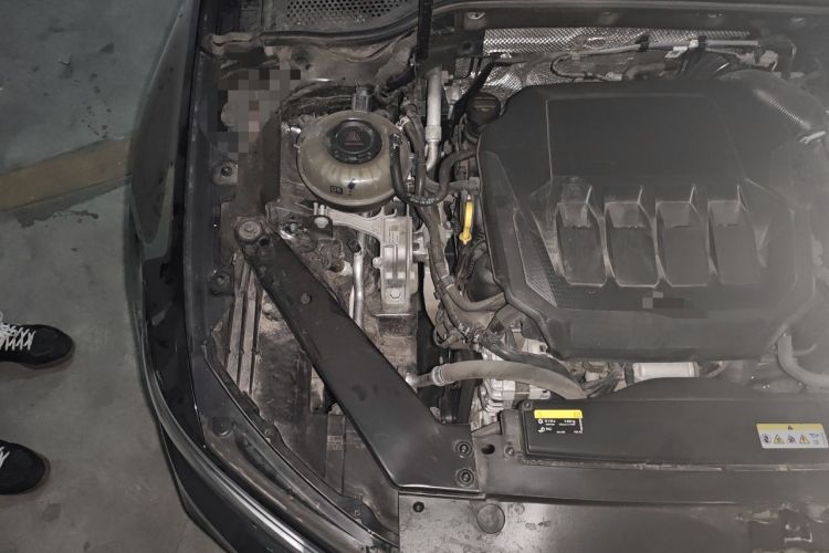 Used Volkswagen Magotan 2020 330TSI DSG Luxury Edition Engine Bay Right