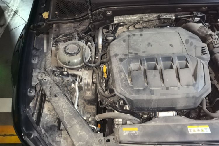 Used Volkswagen Magotan 2020 330TSI DSG Leading Model Engine Bay Right