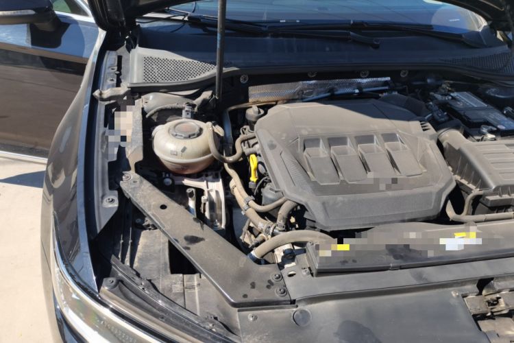 Used Volkswagen Magotan 2020 330TSI DSG Luxury Edition Engine Bay Right