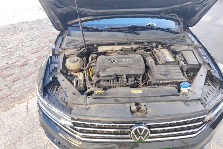 Used Volkswagen Magotan 2020 380TSI DSG Luxury Version Engine Bay Right