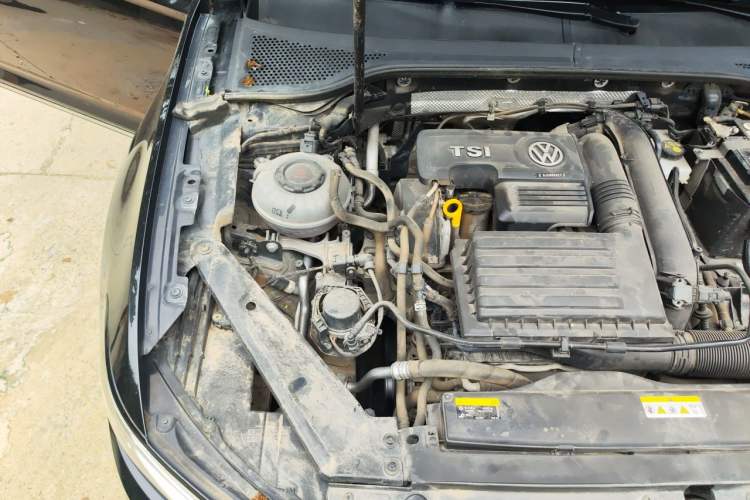 Used Volkswagen Magotan 2020 280TSI DSG Leading Edition Engine Bay Right