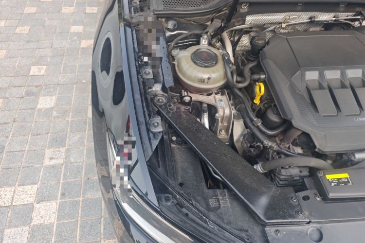 Used Volkswagen Magotan 2020 330TSI DSG Leading Model Engine Bay Right