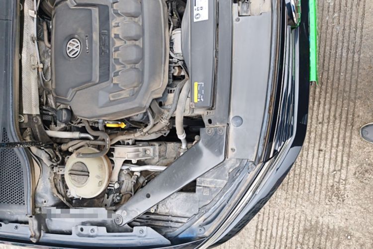 Used Volkswagen Magotan 2020 330TSI DSG Luxury Edition Engine Bay Right