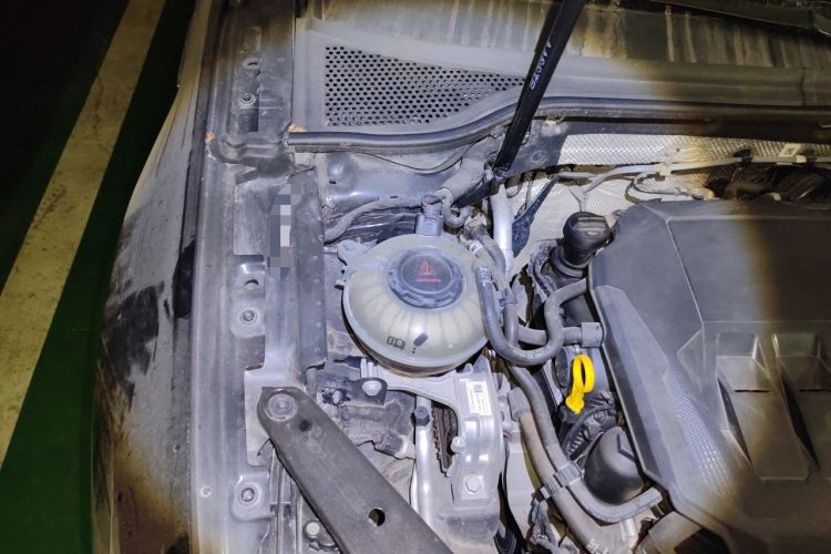 Used Volkswagen Magotan 2020 330TSI DSG Luxury Edition Engine Bay Right