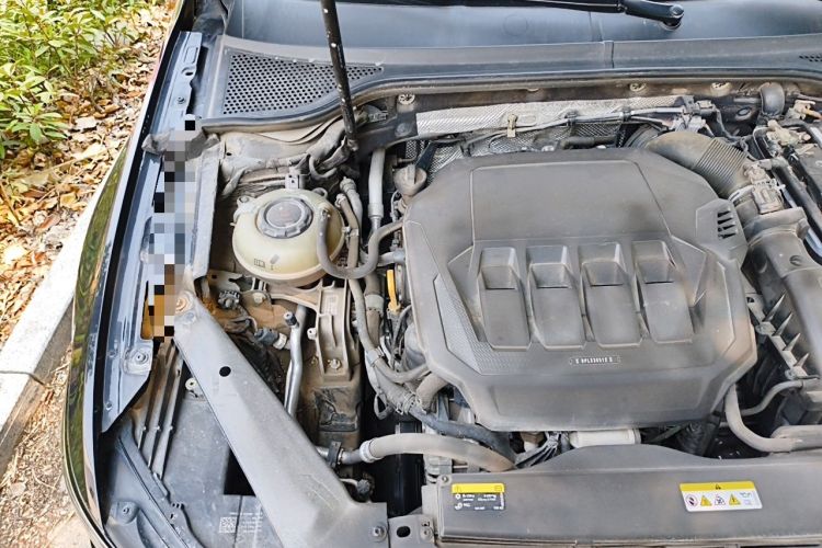 Used Volkswagen Magotan 2020 330TSI DSG Leading Model Engine Bay Right