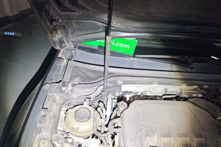Used Volkswagen Magotan 2020 330TSI DSG Luxury Edition Engine Bay Right