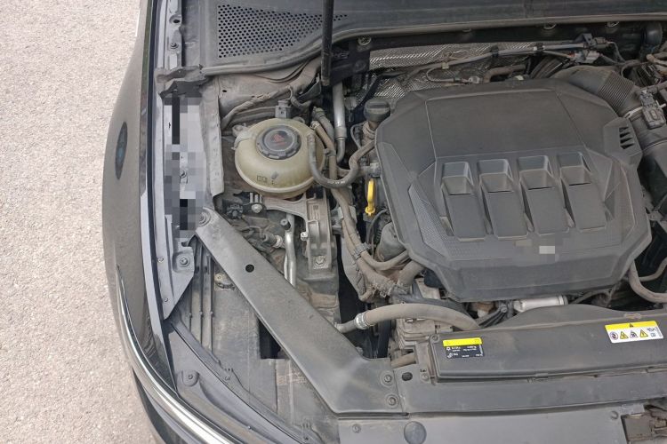 Used Volkswagen Magotan 2020 330TSI DSG Luxury Edition Engine Bay Right