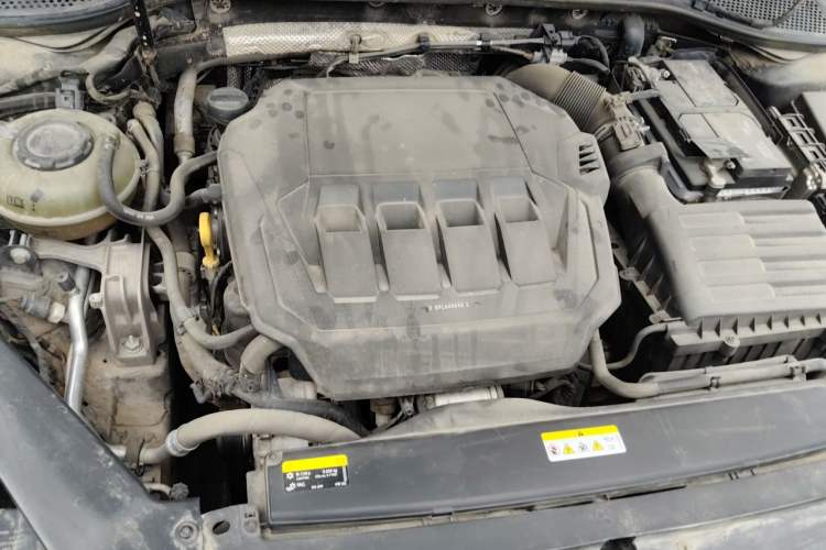 Used Volkswagen Magotan 2020 330TSI DSG Leading Model Engine Bay Right