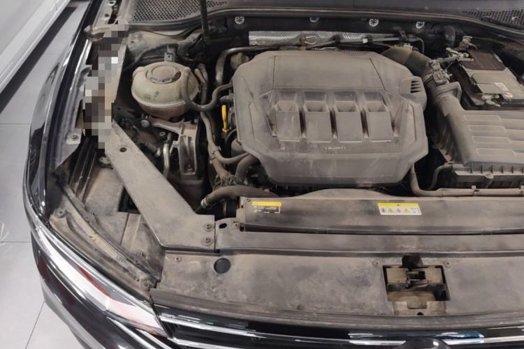 Used Volkswagen Magotan 2020 330TSI DSG Luxury Edition Engine Bay Right