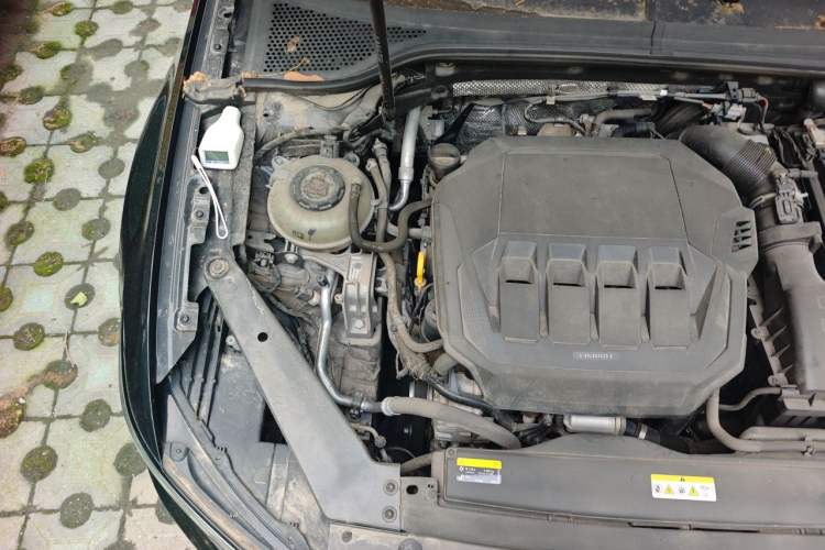 Used Volkswagen Magotan 2020 330TSI DSG Leading Model Engine Bay Right