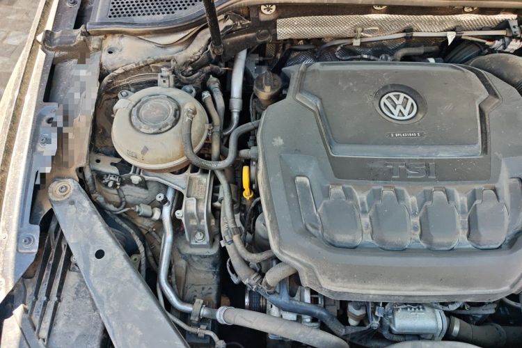Used Volkswagen Magotan 2020 330TSI DSG Leading Model Engine Bay Right