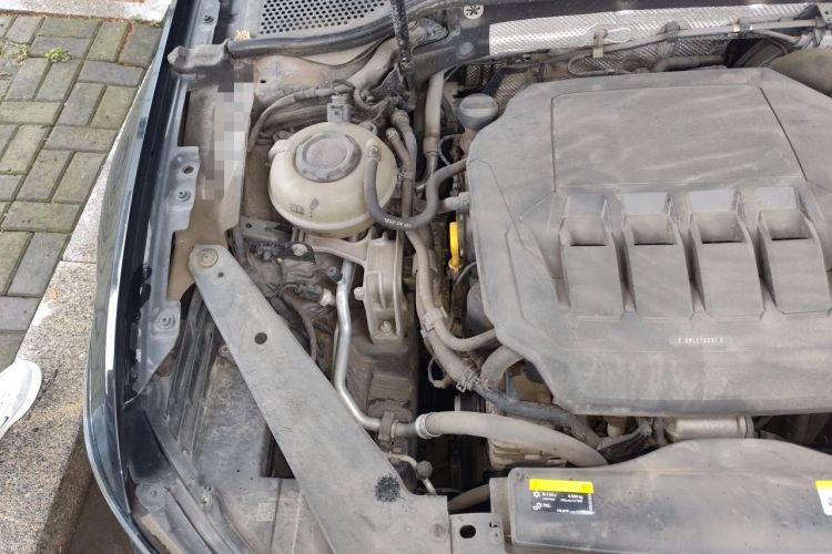 Used Volkswagen Magotan 2020 330TSI DSG Luxury Edition Engine Bay Right