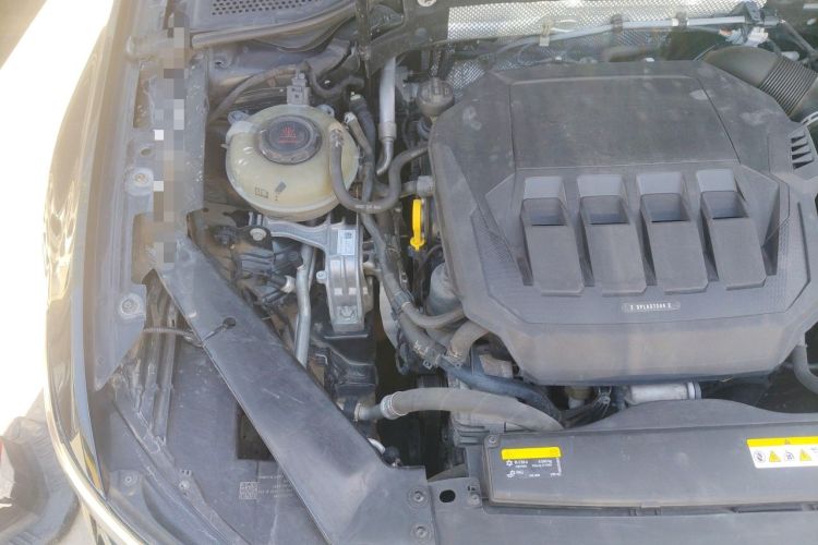 Used Volkswagen Magotan 2020 330TSI DSG Luxury Edition Engine Bay Right
