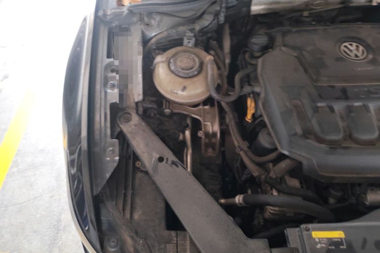 Used Volkswagen Magotan 2020 330TSI DSG Leading Model Engine Bay Right