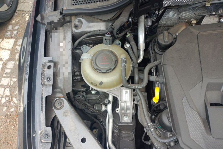 Used Volkswagen Magotan 2020 330TSI DSG Leading Model Engine Bay Right