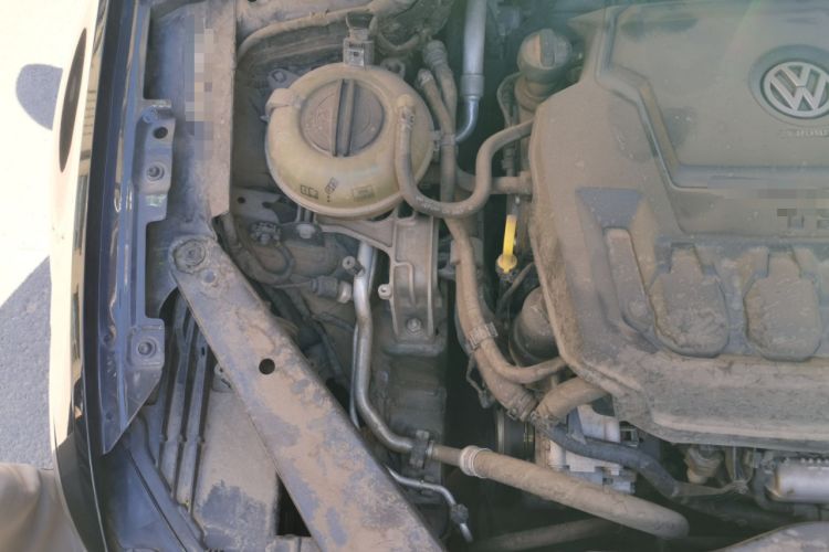 Used Volkswagen Magotan 2020 330TSI DSG Luxury Edition Engine Bay Right