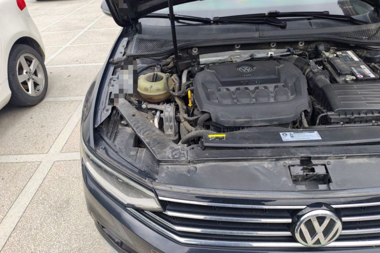 Used Volkswagen Magotan 2020 330TSI DSG Leading Model Engine Bay Right