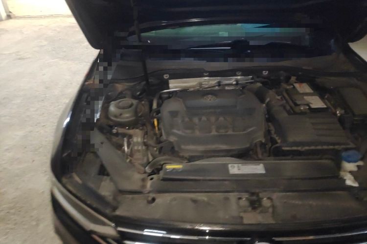 Used Volkswagen Magotan 2020 330TSI DSG Luxury Edition Engine Bay Right