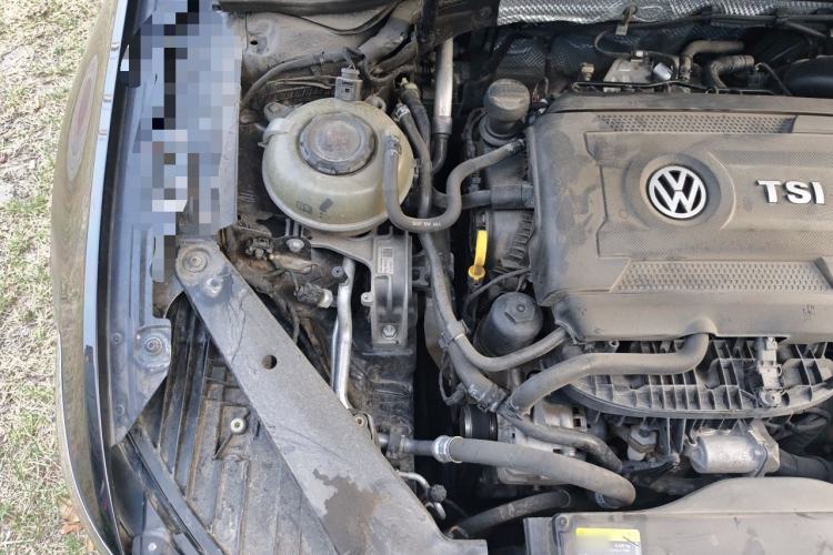 Used Volkswagen Magotan 2020 380TSI DSG Luxury Version Engine Bay Right