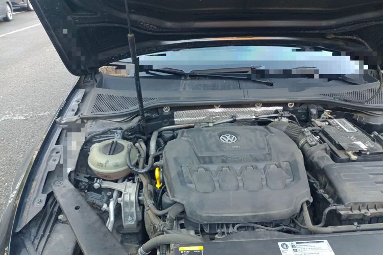 Used Volkswagen Magotan 2020 330TSI DSG Luxury Edition Engine Bay Right