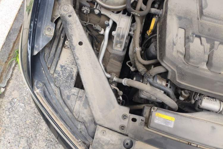 Used Volkswagen Magotan 2020 330TSI DSG Luxury Edition Engine Bay Right