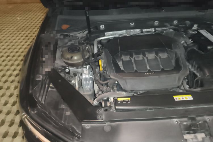 Used Volkswagen Magotan 2020 330TSI DSG Luxury Edition Engine Bay Right