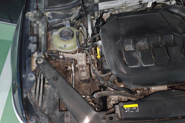 Used Volkswagen Magotan 2020 330TSI DSG Leading Model Engine Bay Right
