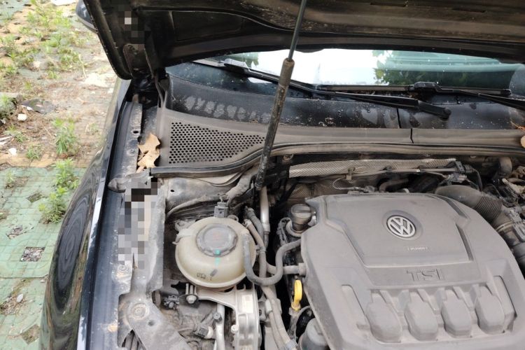 Used Volkswagen Magotan 2020 330TSI DSG Leading Model Engine Bay Right