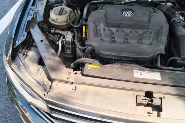 Used Volkswagen Magotan 2020 330TSI DSG Leading Model Engine Bay Right