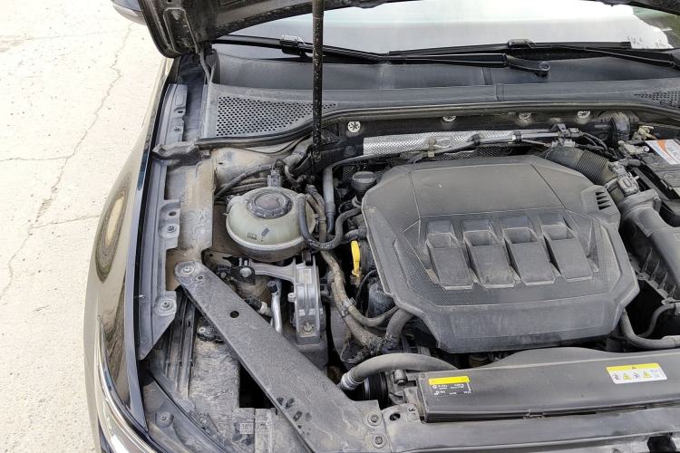 Used Volkswagen Magotan 2020 330TSI DSG Luxury Edition Engine Bay Right