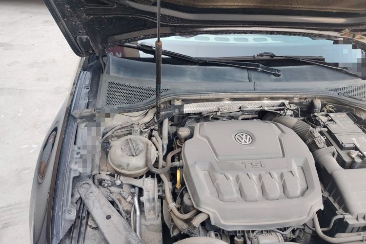 Used Volkswagen Magotan 2020 330TSI DSG Luxury Edition Engine Bay Right