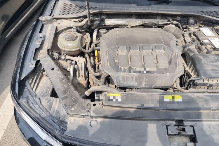 Used Volkswagen Magotan 2020 330TSI DSG Leading Model Engine Bay Right
