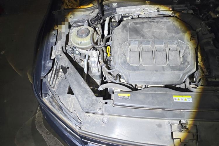 Used Volkswagen Magotan 2020 330TSI DSG Leading Model Engine Bay Right