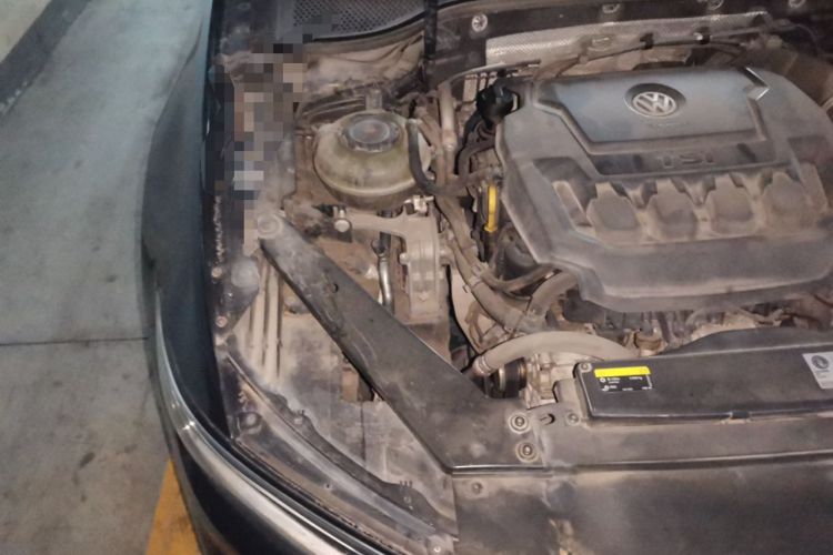 Used Volkswagen Magotan 2020 330TSI DSG Leading Model Engine Bay Right