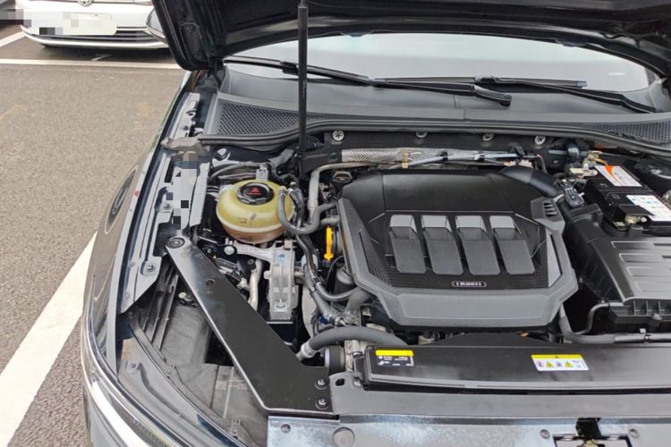 Used Volkswagen Magotan 2020 330TSI DSG Leading Model Engine Bay Right
