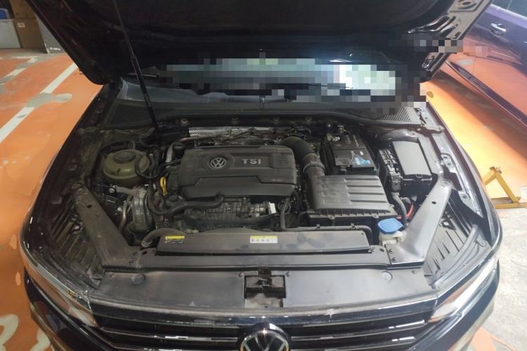 Used Volkswagen Magotan 2020 380TSI DSG Luxury Version Engine Bay