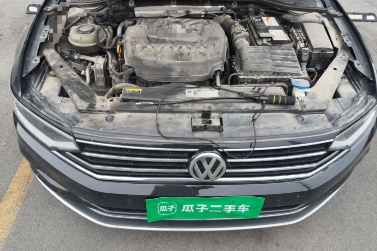 Used Volkswagen Magotan 2020 330TSI DSG Leading Model Engine Bay
