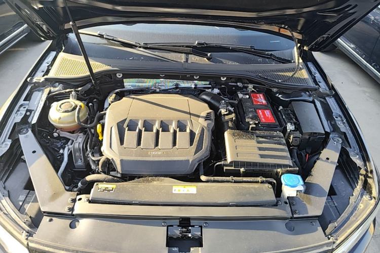 Used Volkswagen Magotan 2020 330TSI DSG Luxury Edition Engine Bay