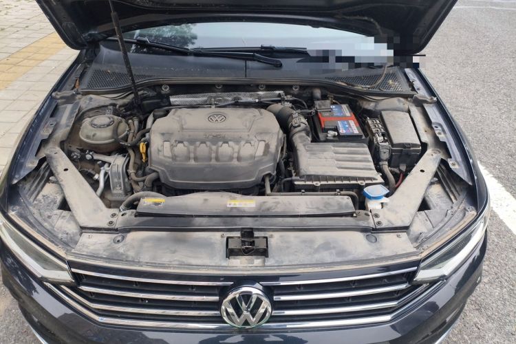Used Volkswagen Magotan 2020 330TSI DSG Luxury Edition Engine Bay