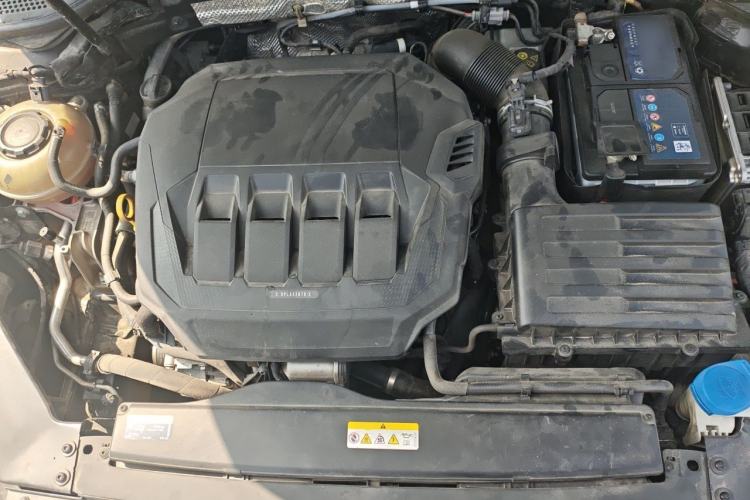 Used Volkswagen Magotan 2020 330TSI DSG Luxury Edition Engine Bay