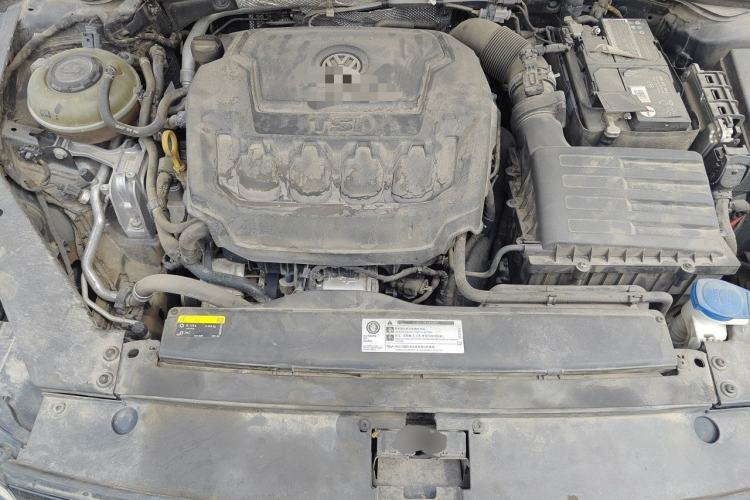 Used Volkswagen Magotan 2020 330TSI DSG Leading Model Engine Bay