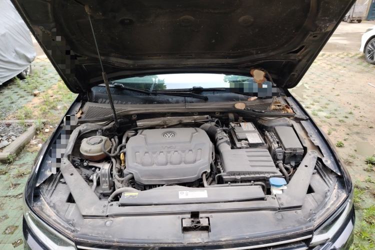Used Volkswagen Magotan 2020 330TSI DSG Leading Model Engine Bay