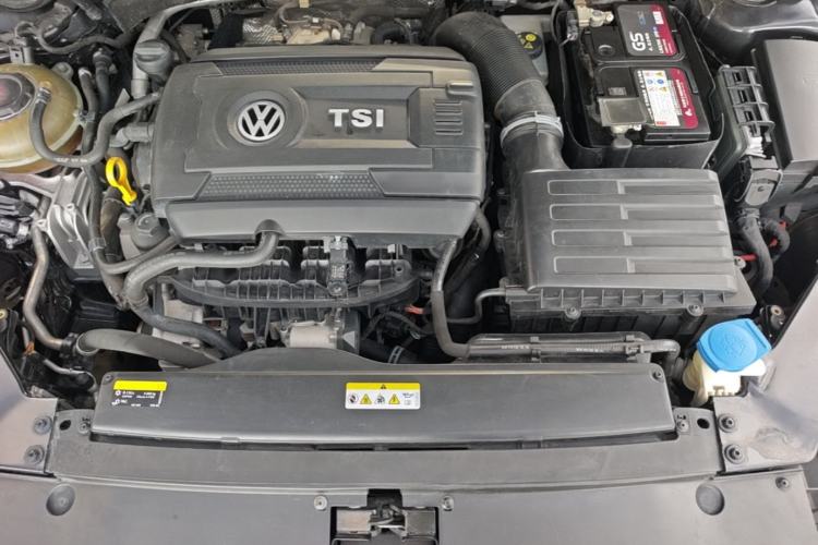 Used Volkswagen Magotan 2020 380TSI DSG Luxury Version Engine Bay